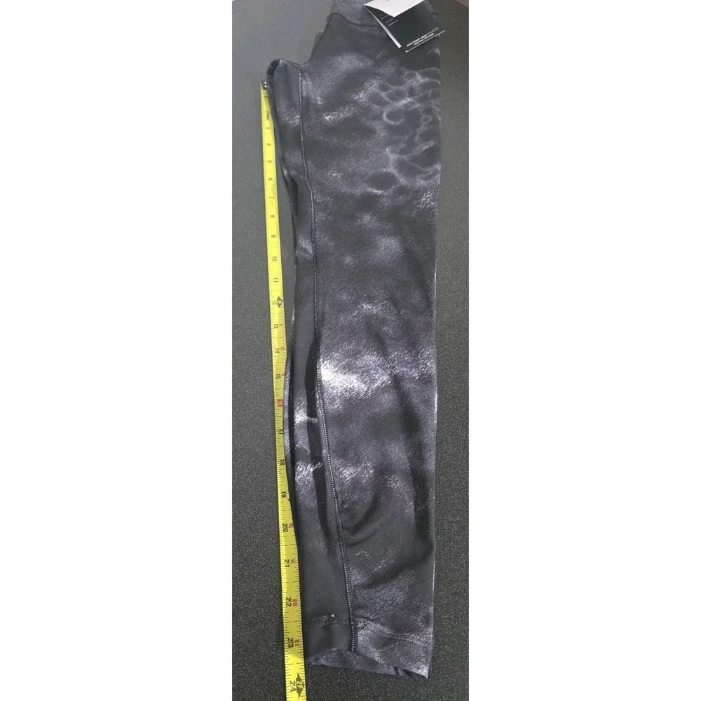 NWT Nike One Women Size XXS‎ High Rise 7/8 Printed Leggings Black FZ7275-010 Run